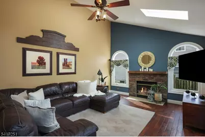 96 Beechwood Cir, Hillsborough Township, NJ 08844 - Photo 19