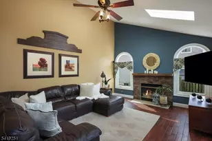 96 Beechwood Cir, Hillsborough Township, NJ 08844 - Photo 19