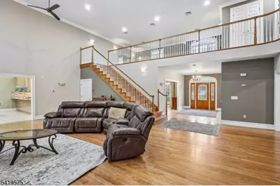 9 Nuthatch Ct, Allamuchy Township, NJ 07840 - Photo 7