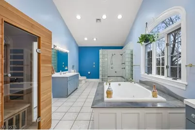 9 Nuthatch Ct, Allamuchy Township, NJ 07840 - Photo 23