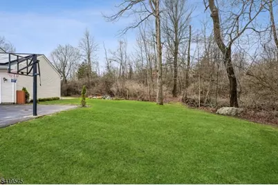 9 Nuthatch Ct, Allamuchy Township, NJ 07840 - Photo 43