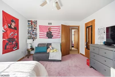 72 Hudson Dr, West Milford, NJ 07480 - Photo 19