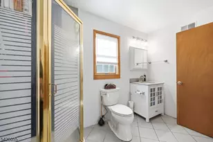 72 Hudson Dr, West Milford, NJ 07480 - Photo 17