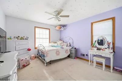 72 Hudson Dr, West Milford, NJ 07480 - Photo 21