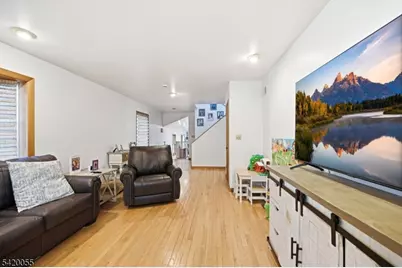 72 Hudson Dr, West Milford, NJ 07480 - Photo 11