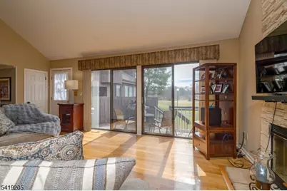 3334 Bloomingdale Dr, Hillsborough Township, NJ 08844 - Photo 9