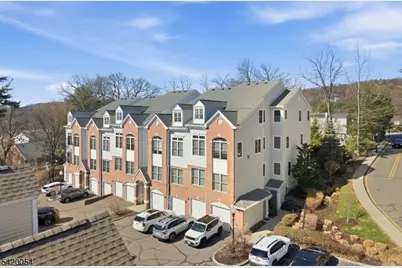 9 Goffle Brook Ct, Hawthorne, NJ 07506 - Photo 33