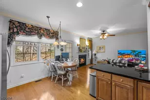 9 Goffle Brook Ct, Hawthorne, NJ 07506 - Photo 13