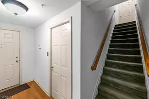 9 Goffle Brook Ct, Hawthorne, NJ 07506 - Photo 27