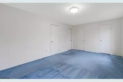 1 Tree Top Rd, Middlesex, NJ 08846 - Photo 17