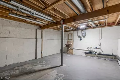 1 Tree Top Rd, Middlesex, NJ 08846 - Photo 25