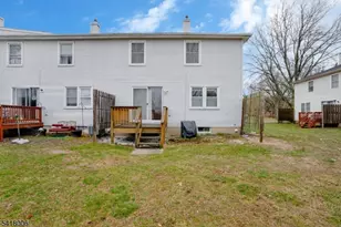 1 Tree Top Rd, Middlesex, NJ 08846 - Photo 27