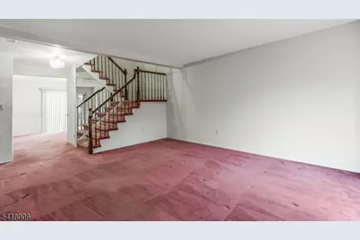 1 Tree Top Rd, Middlesex, NJ 08846 - Photo 7