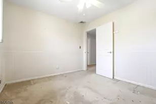 131 Walnut Ave, Clark Township, NJ 07066 - Photo 19