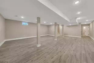 21 Spruce St, Cranford Township, NJ 07016 - Photo 33