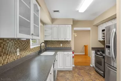 31 Independence Way, Rockaway Township, NJ 07866 - Photo 9