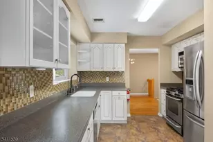 31 Independence Way, Rockaway Township, NJ 07866 - Photo 9