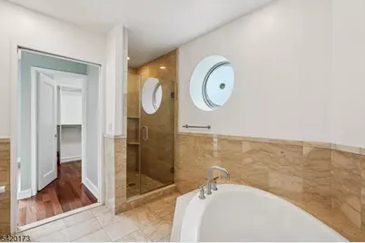 8100 River Rd #210, North Bergen, NJ 07047 - Photo 17