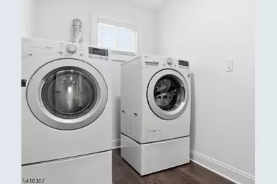 44 Manor Rd, Livingston, NJ 07039 - Photo 39