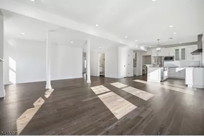 44 Manor Rd, Livingston, NJ 07039 - Photo 13