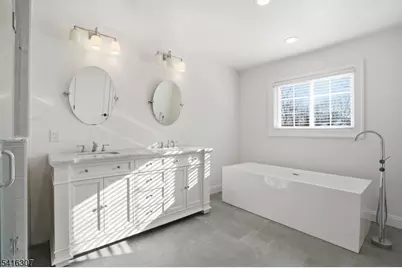 44 Manor Rd, Livingston, NJ 07039 - Photo 23