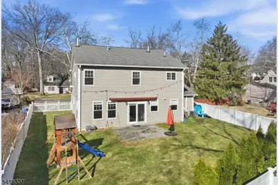 44 Manor Rd, Livingston, NJ 07039 - Photo 45