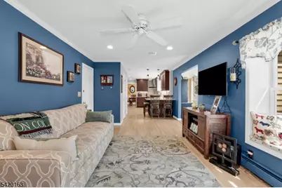 1 Sylvan Ct, Pequannock Township, NJ 07444 - Photo 13