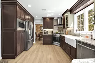 1 Sylvan Ct, Pequannock Township, NJ 07444 - Photo 7