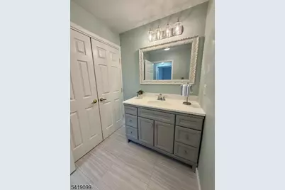 175 Old Farm Dr, Allamuchy Township, NJ 07838 - Photo 9