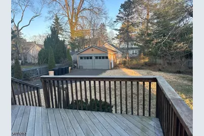 325 Bogert Ave, Ridgewood, NJ 07450 - Photo 19