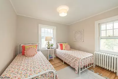 14 Burnside St, Montclair, NJ 07043 - Photo 17