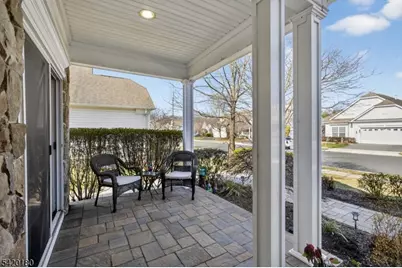 314 Biltmore Ln, Franklin Township, NJ 08873 - Photo 3