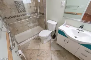 264B Crosse Dr, Monroe Township, NJ 08831 - Photo 21