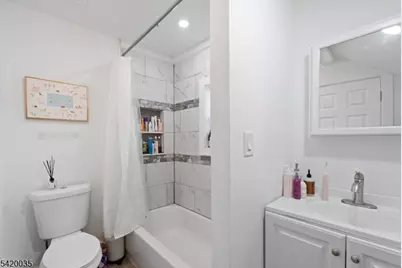 247 E 7th Ave, Roselle, NJ 07203 - Photo 37