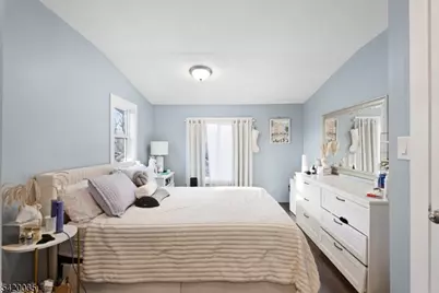 247 E 7th Ave, Roselle, NJ 07203 - Photo 29