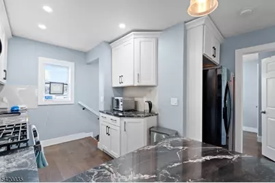 247 E 7th Ave, Roselle, NJ 07203 - Photo 25