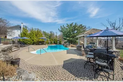 5 Tracey Ln, Mount Olive, NJ 07828 - Photo 5