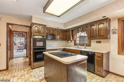 20 William Penn Rd, Warren Township, NJ 07059 - Photo 7