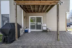 235 Dakota St, Paterson, NJ 07503 - Photo 19