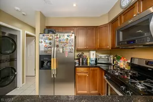 235 Dakota St, Paterson, NJ 07503 - Photo 11