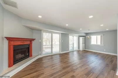 56 Woods Edge Dr, Roxbury Township, NJ 07876 - Photo 3