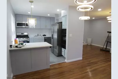 2 Evelyn Ct, Maplewood, NJ 07040 - Photo 5