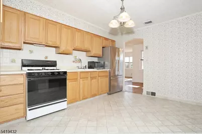 1503 Everett Ter, Fair Lawn, NJ 07410 - Photo 13