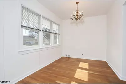 1503 Everett Ter, Fair Lawn, NJ 07410 - Photo 5