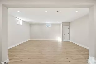 77 Elmwood Dr, Livingston, NJ 07039 - Photo 31