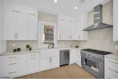 77 Elmwood Dr, Livingston, NJ 07039 - Photo 13