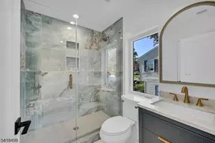 77 Elmwood Dr, Livingston, NJ 07039 - Photo 27