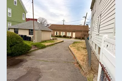 121 Halstead Ave, Wallington, NJ 07057 - Photo 7