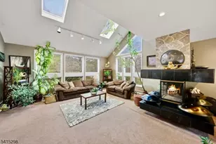447 Rockaway Valley Rd, Boonton Township, NJ 07005 - Photo 5