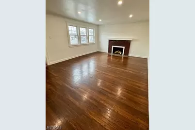 8 Plymouth St, Fairfield, NJ 07004 - Photo 3